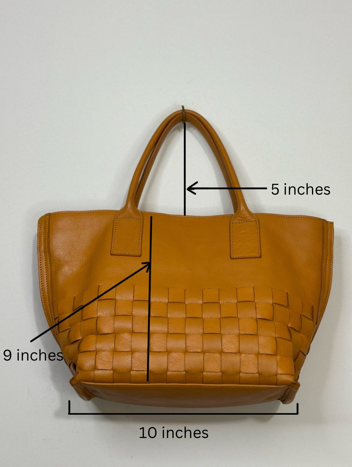 Trapezoid woven Leather bag (W3)