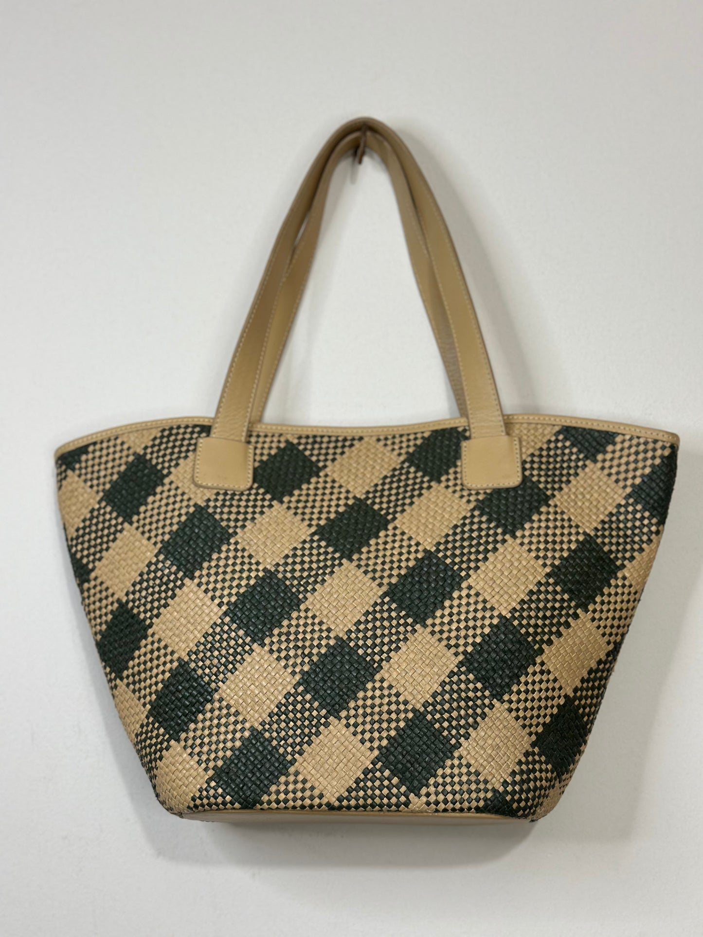 Trapezoid woven leather bag (Anaya)